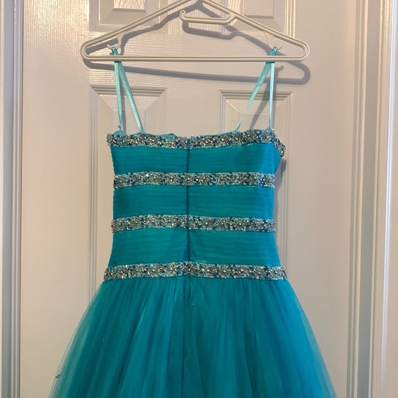Evening Prom Ball Gown - Picture 4 of 6